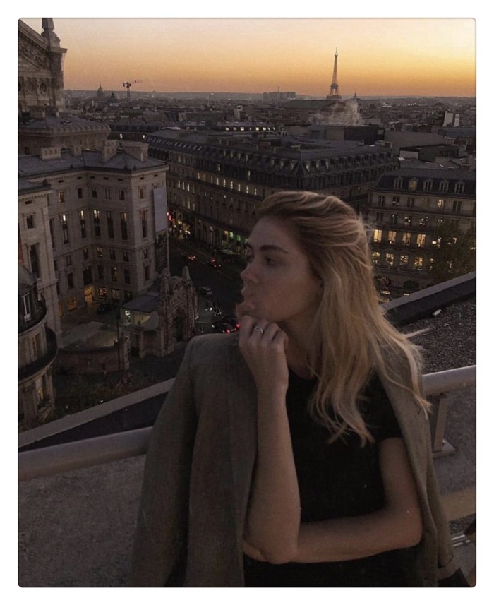 杨幂vs杨颖小西服穿搭,杨颖杨幂同款裤装宽松