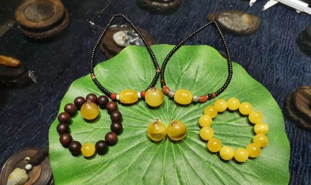 蜜蜡的蜡质好坏,蜜蜡的品质怎么分好坏