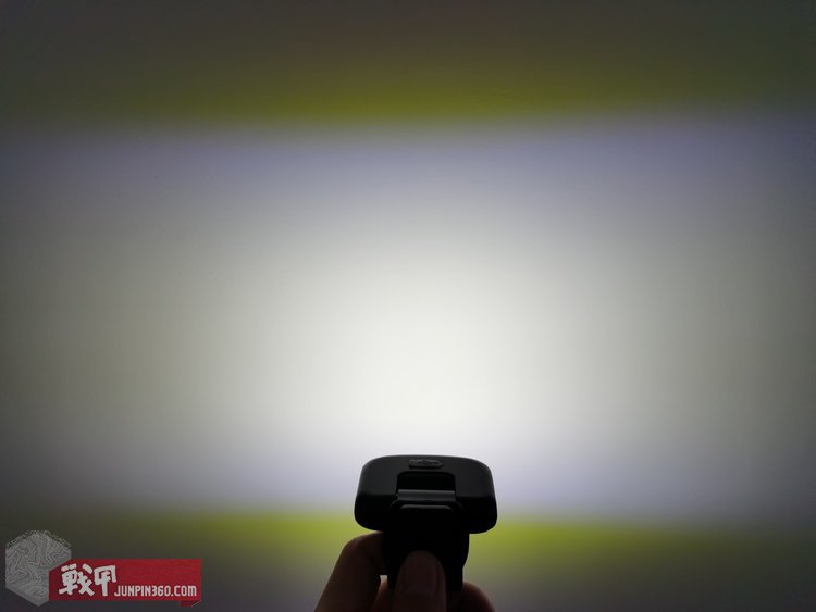 纳丽德ut11夹灯,纳丽德ut11肩灯测评