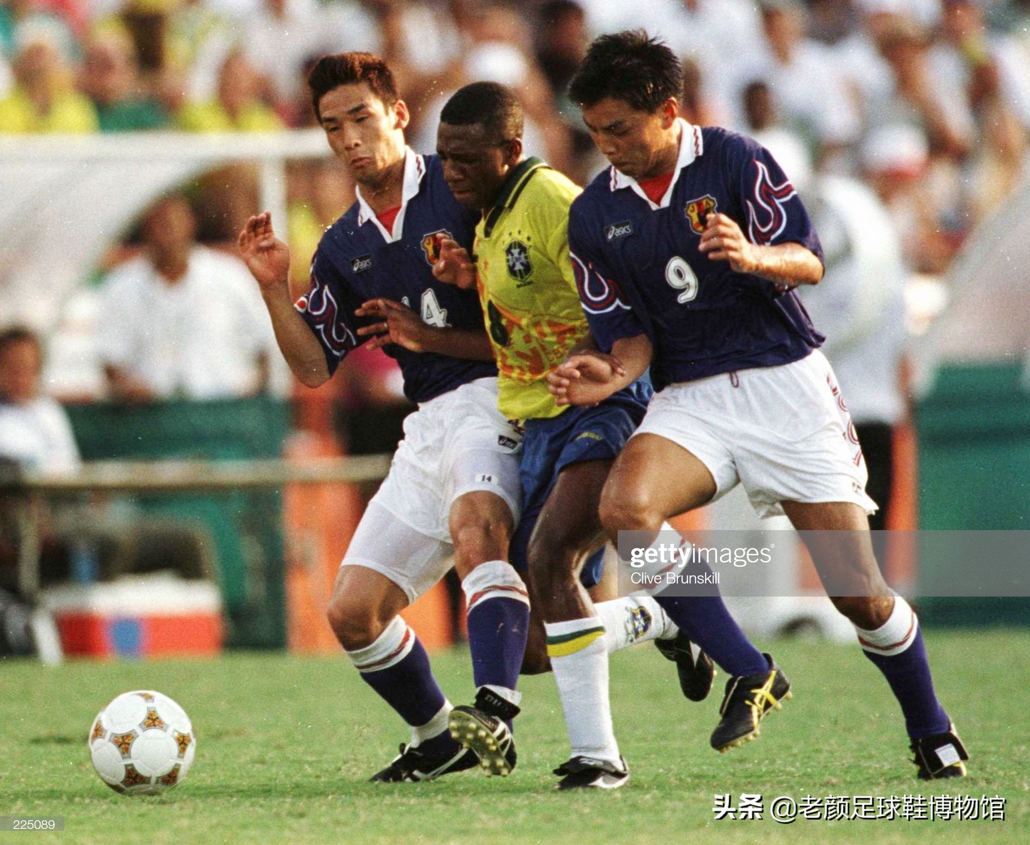 fifa足球世界亚洲一哥,亚洲足球最大年纪退役的球员