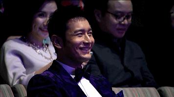 黄晓明的心酸往事,黄晓明的心酸经历