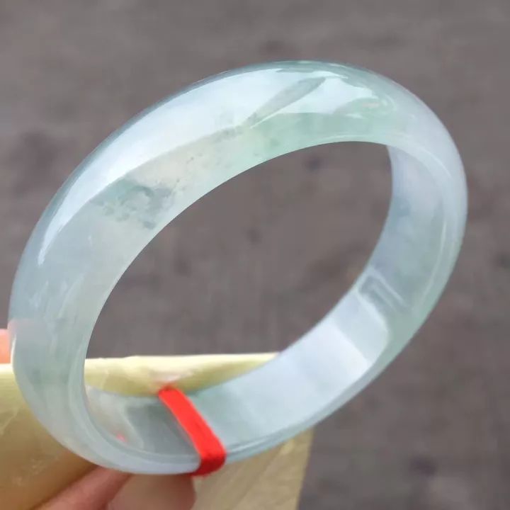 翡翠宝石怎样来鉴定,鉴定翡翠真假的方法