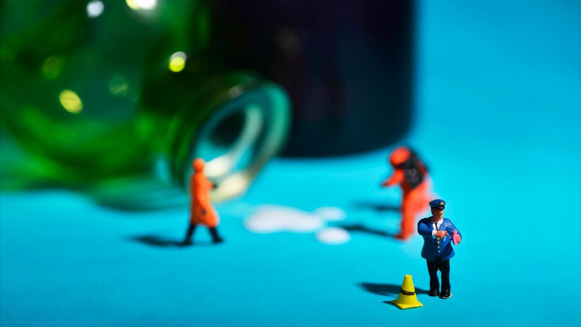 被化学品灼伤起泡怎么办,化学品烧伤急救处理