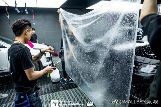 奔驰glc300贴隐形车衣效果图,奔驰glc300l隐形车衣哪种材料好