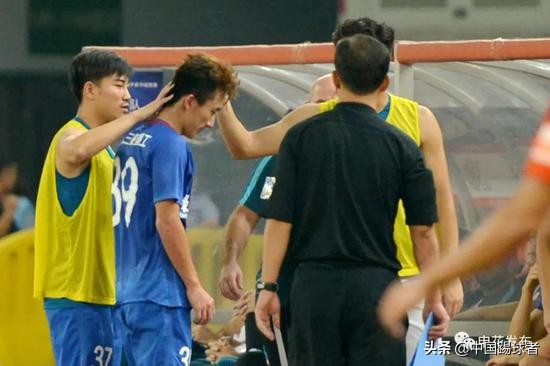 甘做强军路上螺丝钉,甘做平凡岗位的一颗螺丝钉演讲