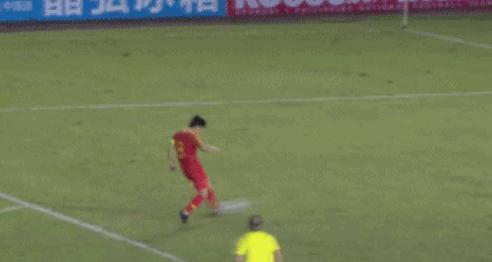 面对国足35次狂射成功零封！亚洲第一门神改写历史