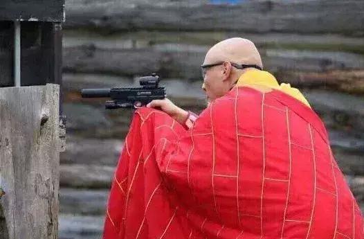 周立波和黄海波的对联,周立波黄海波吴秀波刘强东