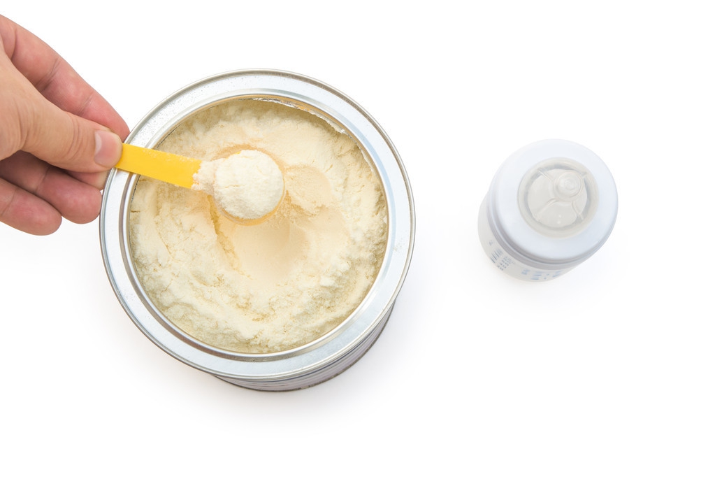 成人冲泡奶粉的正确方法,爱他美奶粉冲泡正确方法