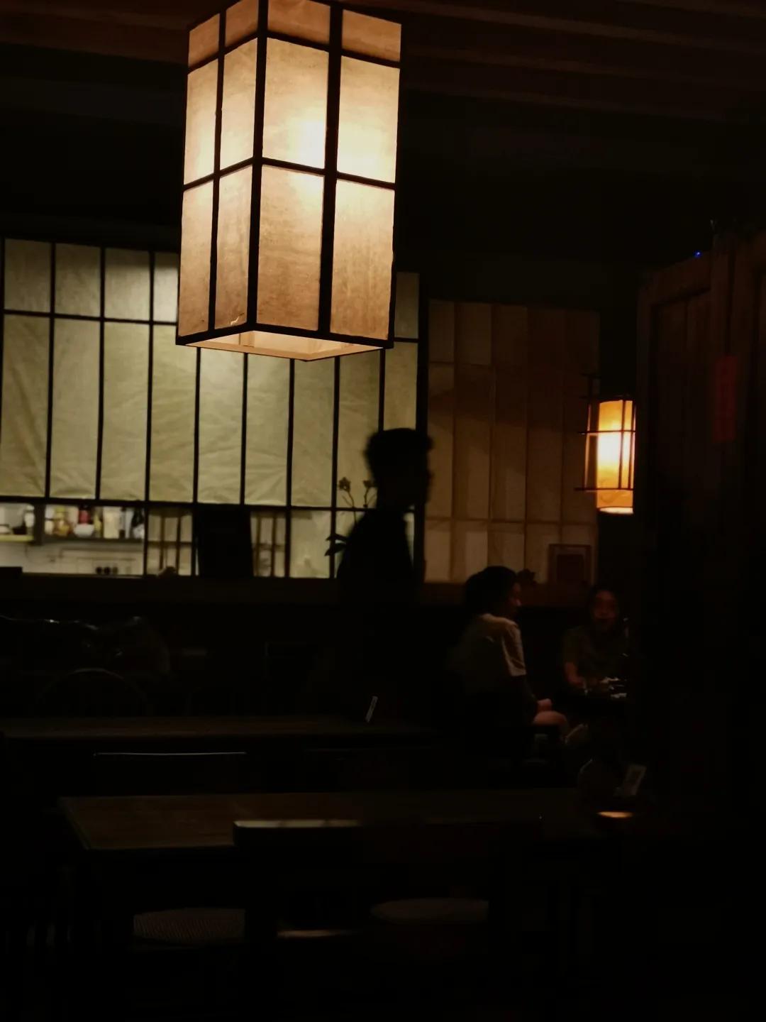 夏日沉醉的夜晚,夏季的夜晚出去走走