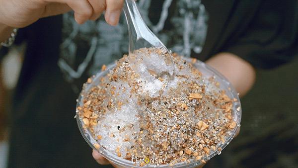 “就卖10块，难怪凌晨2点还满座”