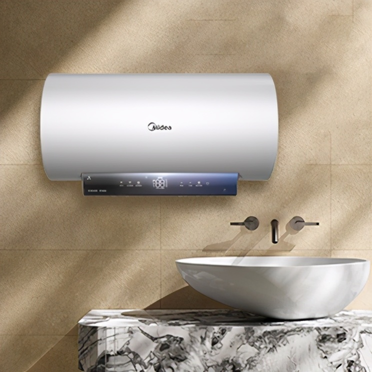 电热水器燃气热水器选哪个品牌,电热水器对比天然气热水器哪个好