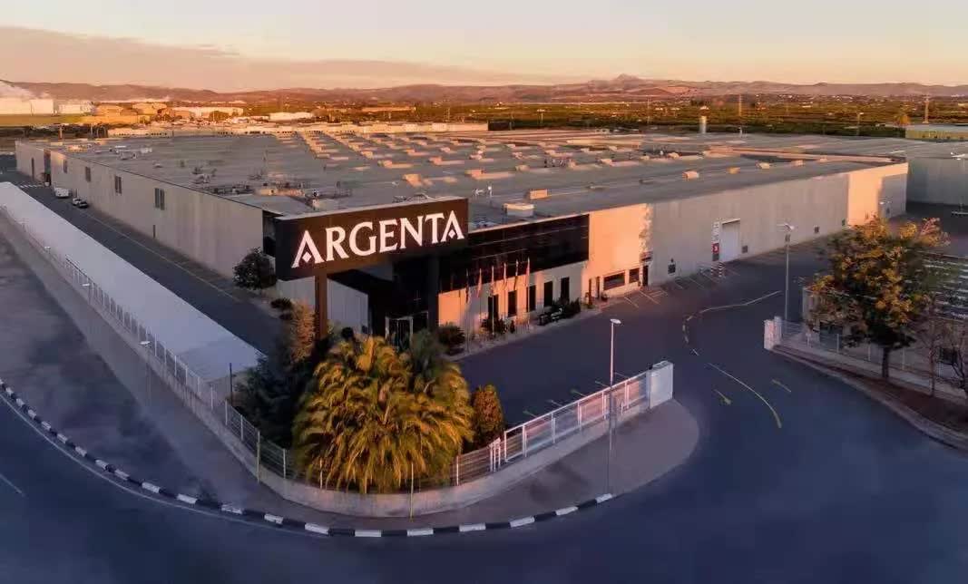 简舍顾中飞：我们是如何拿下15000㎡岩板工程的？