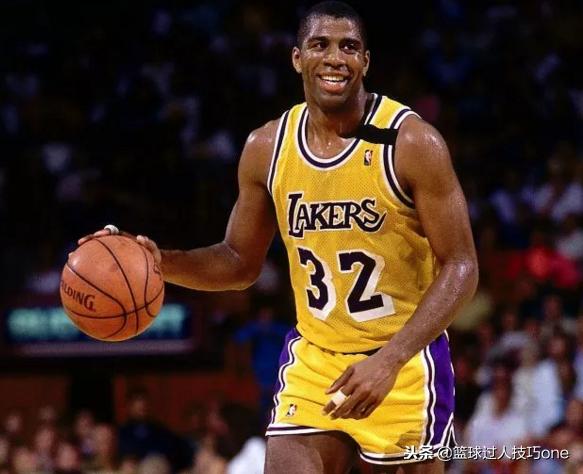 美球迷评NBA历史30大最美球衣:湖人3件上榜,乔丹公牛球衣最经典