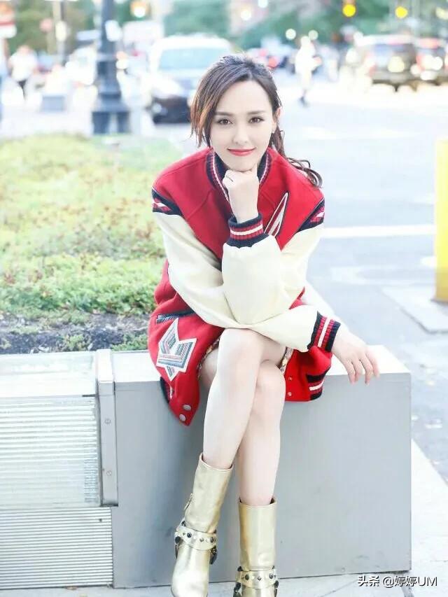 唐嫣，性感迷人、身材火辣、笑容甜美，这么好看的女人简直绝绝子