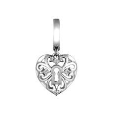 李易峰倾情演绎六福珠宝2020「DearQ」：爱我的女生很美哟