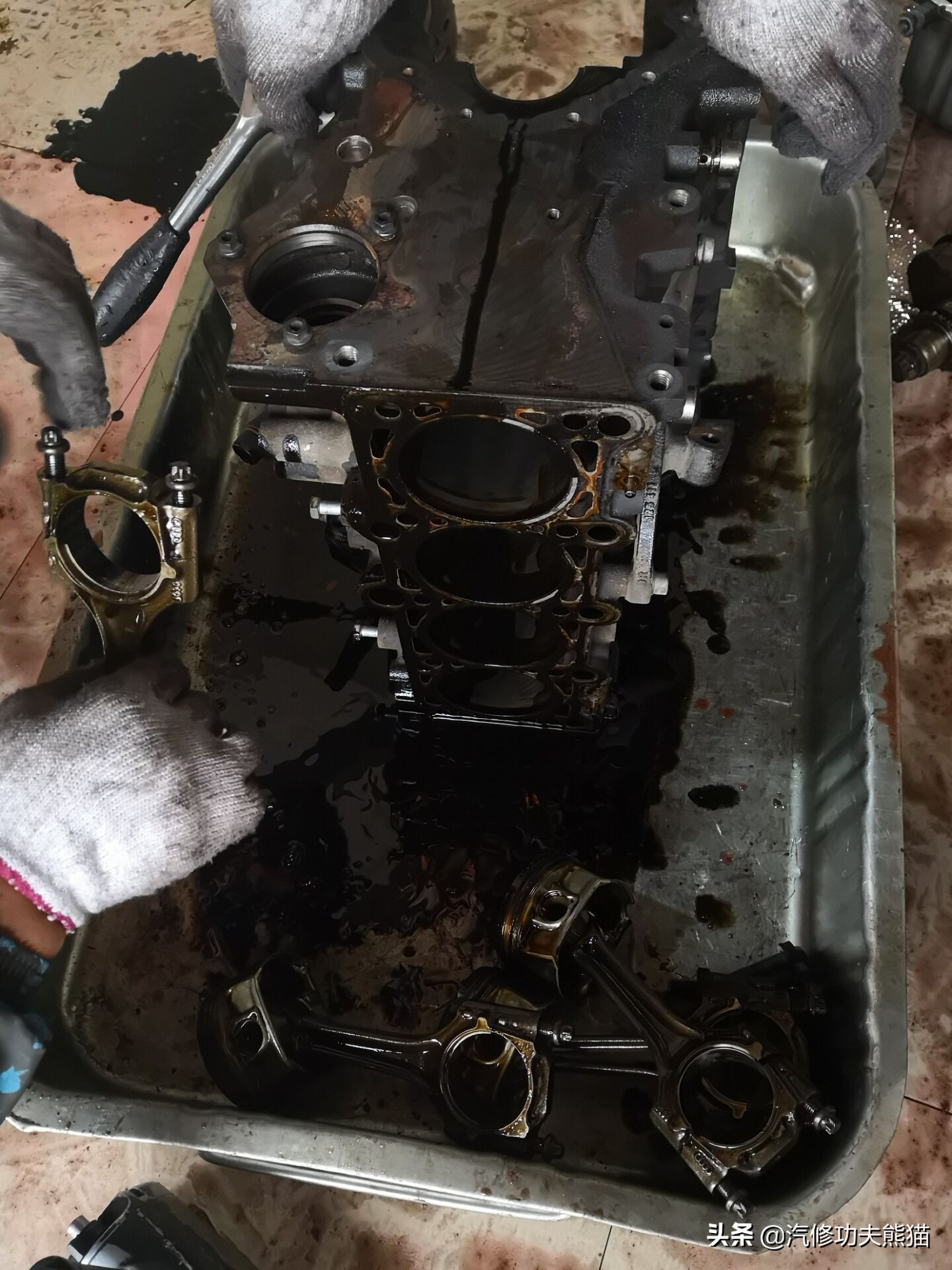 13年奥迪tts多少公里烧机油,奥迪tts急加速故障灯