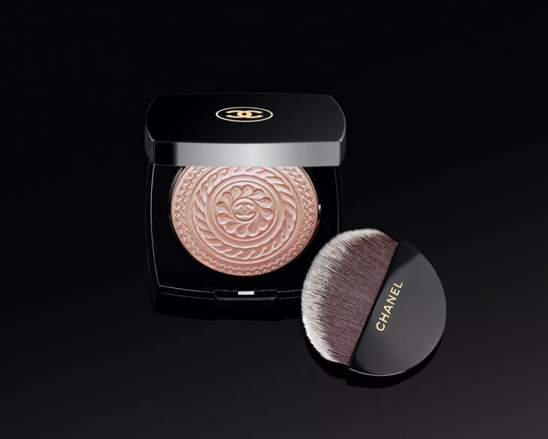 香奈儿真实身材,香奈儿真皮女包