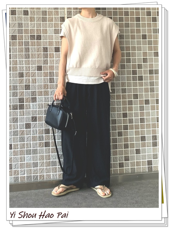 优衣库的宽松t恤叠穿,优衣库的简约穿搭