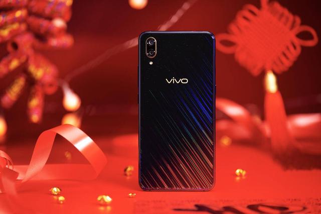 vivox23发照片,vivox23自拍好吗