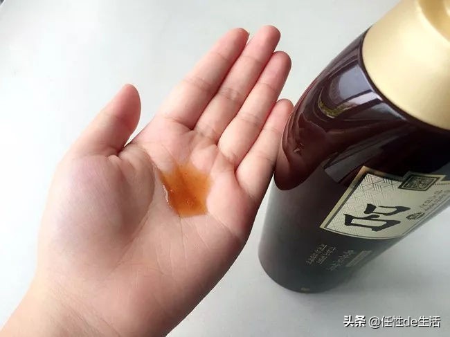 头皮油头发干枯脱发怎么办,脱发头皮干用什么洗发水最好