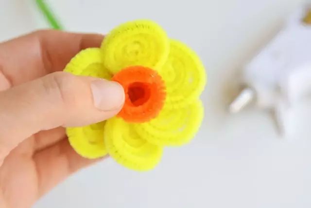 毛根扭扭棒手工制作过程图文,毛根扭扭棒手工制作教程过程图文