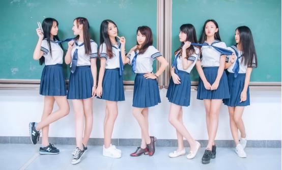 一张清华大学的偷拍照走红,清华大学生被偷拍