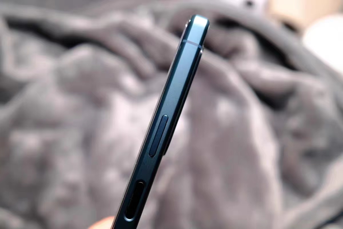 索尼xp1iv值得购买吗,索尼xp1iii值得买吗