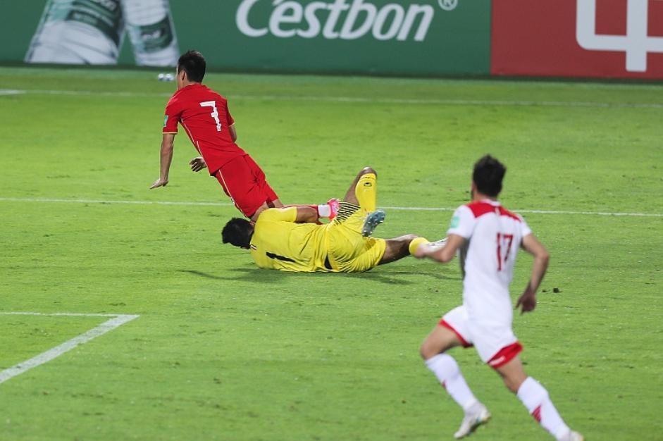 如果中国人都看不起中国人，这球还能踢好？