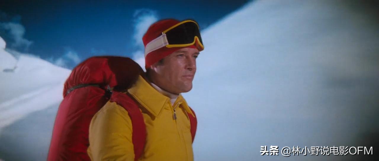 007大钢牙视频,007大钢牙咬死鲨鱼