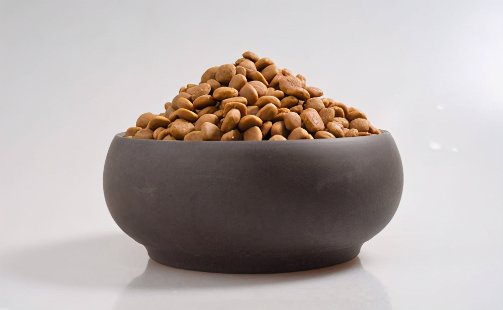 猫每天大便只拉一点点怎么回事