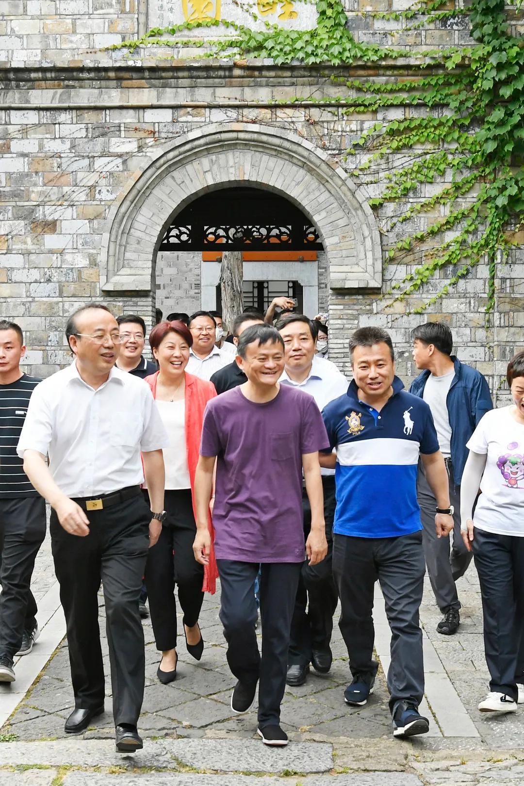 云火锅马云出场,马云在安徽哪吃火锅