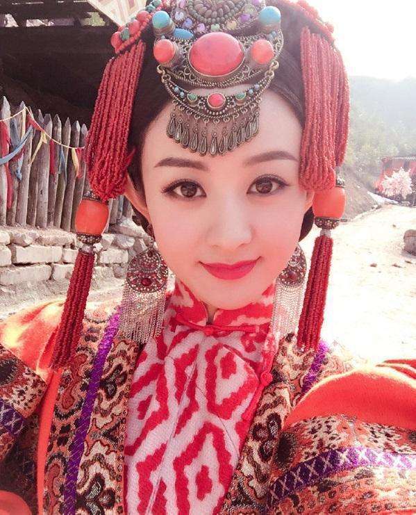 马伊琍美艳赵丽颖像仙女下凡,马伊琍机场照条纹上衣