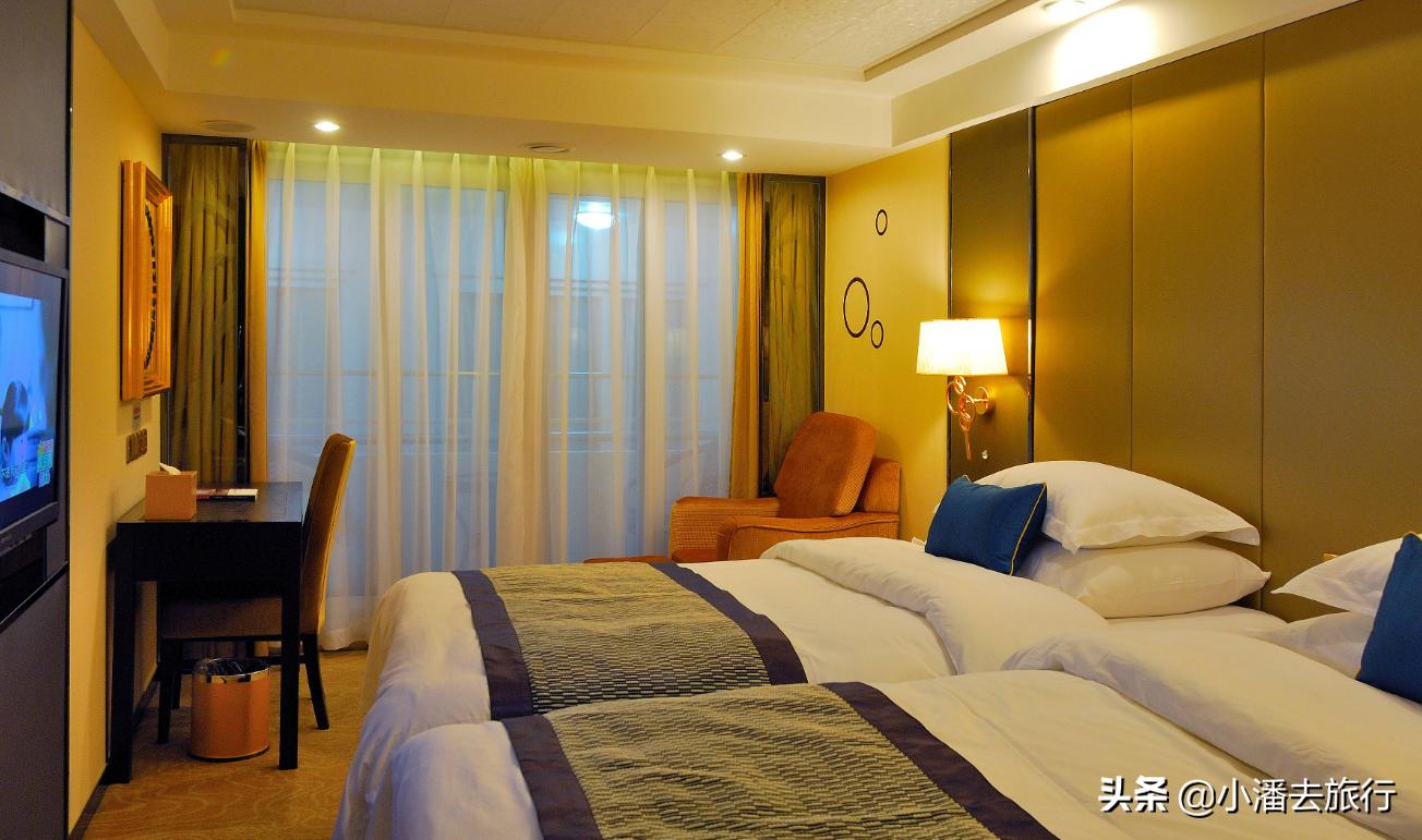 黄金6号游轮是豪华游轮吗,黄金游轮6号和7号有什么区别