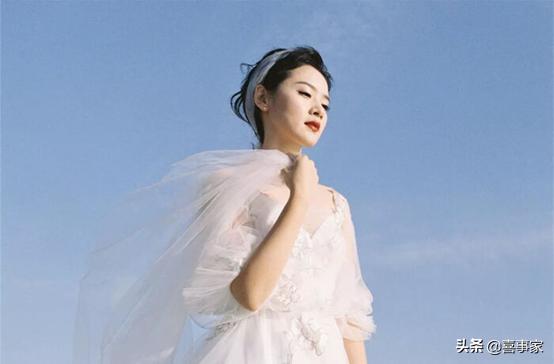 清新唯美的婚纱照简单才最美,青岛春天外景婚纱照