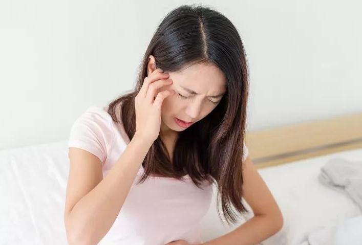 生完孩子上厕所子宫脱落,生完孩子上厕所时出现类似宫缩