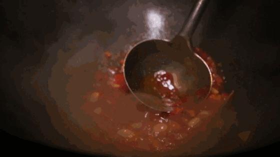 贵州酸汤鱼酸汤是怎么制作的,黄辣丁酸汤鱼的正宗做法贵州