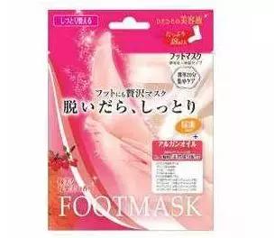 啊呀！你的脚后跟看起来糙得像位“真正男子汉”