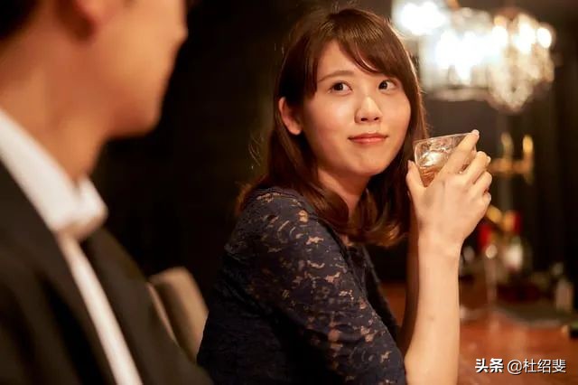 如何请女生喝饮料,如何请女性朋友喝奶茶