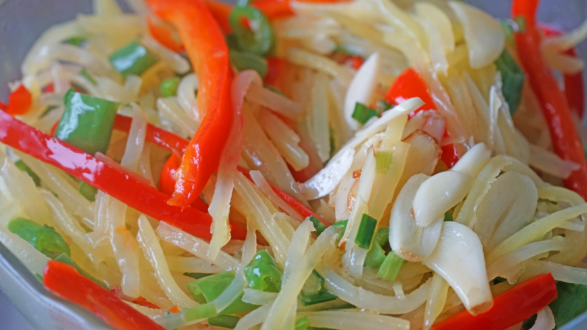 家里用的多功能电饼铛,家里有电饼铛还用买烤箱吗