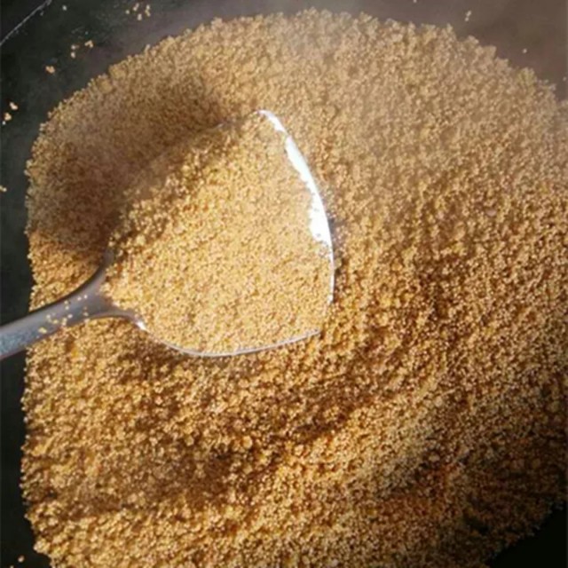 如何自己制作鹦鹉吃的蛋小米,在家如何给鹦鹉做蛋小米