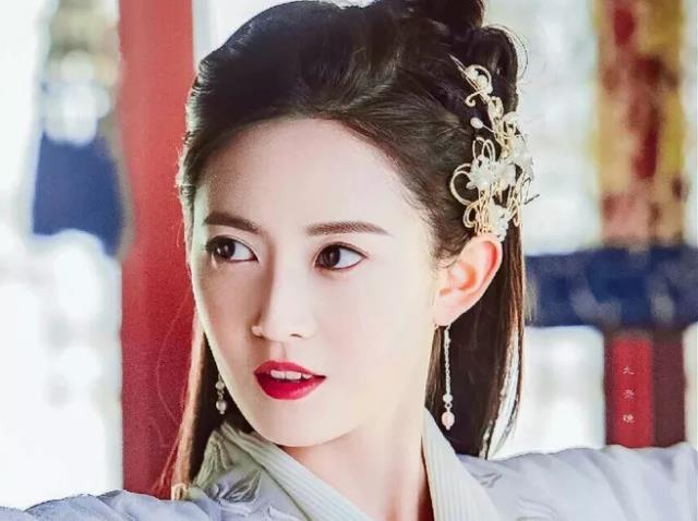 军嫂文,重回离婚前夕,她掐断兵哥哥朵朵桃花,俘虏他的心!