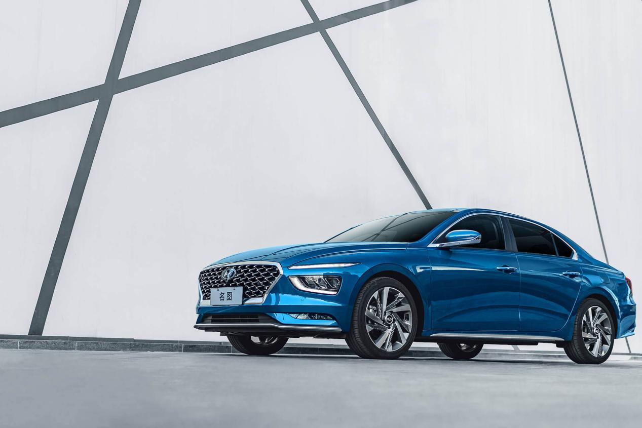 2014现代名图1.8l自动尊贵型,现代名图2021款1.8精英版落地价