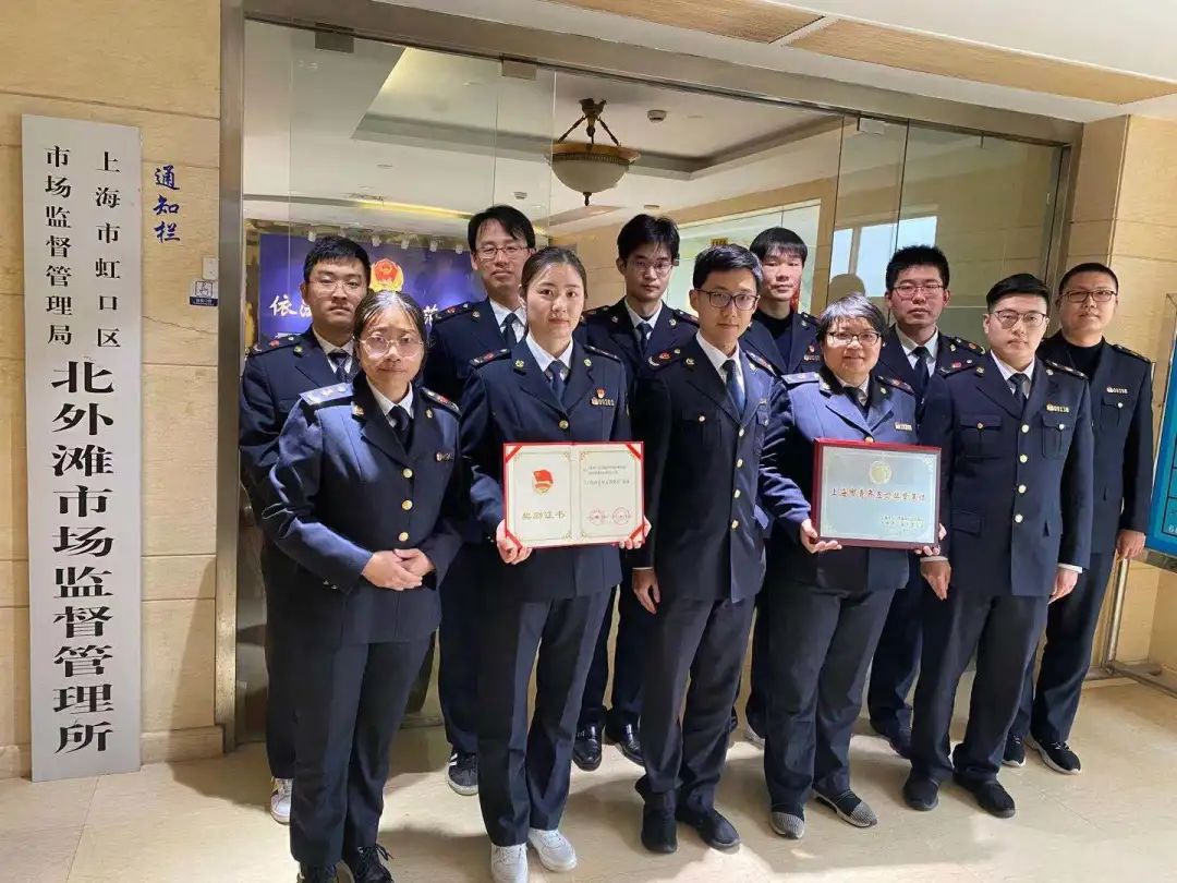 身边的人个个都优秀,身边的中大奖的人