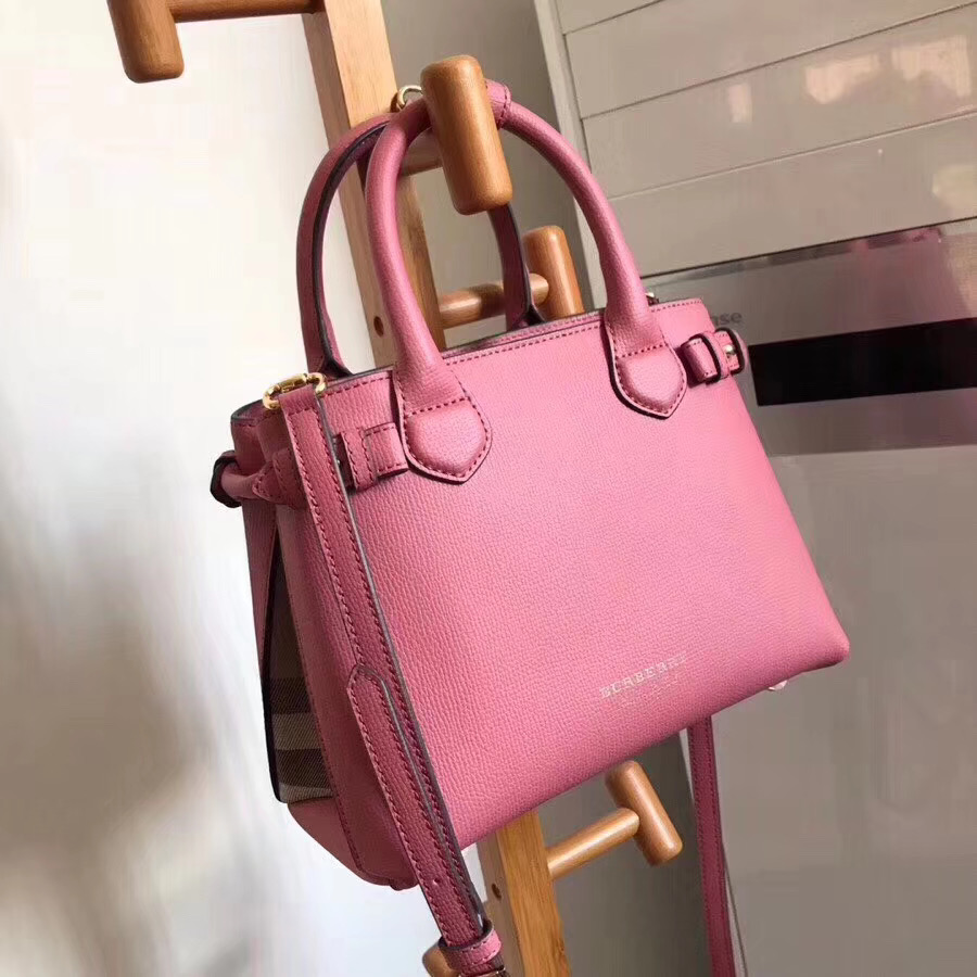 第一次入手奢侈品包包lv,第一次买奢侈品包包哪个牌子适合