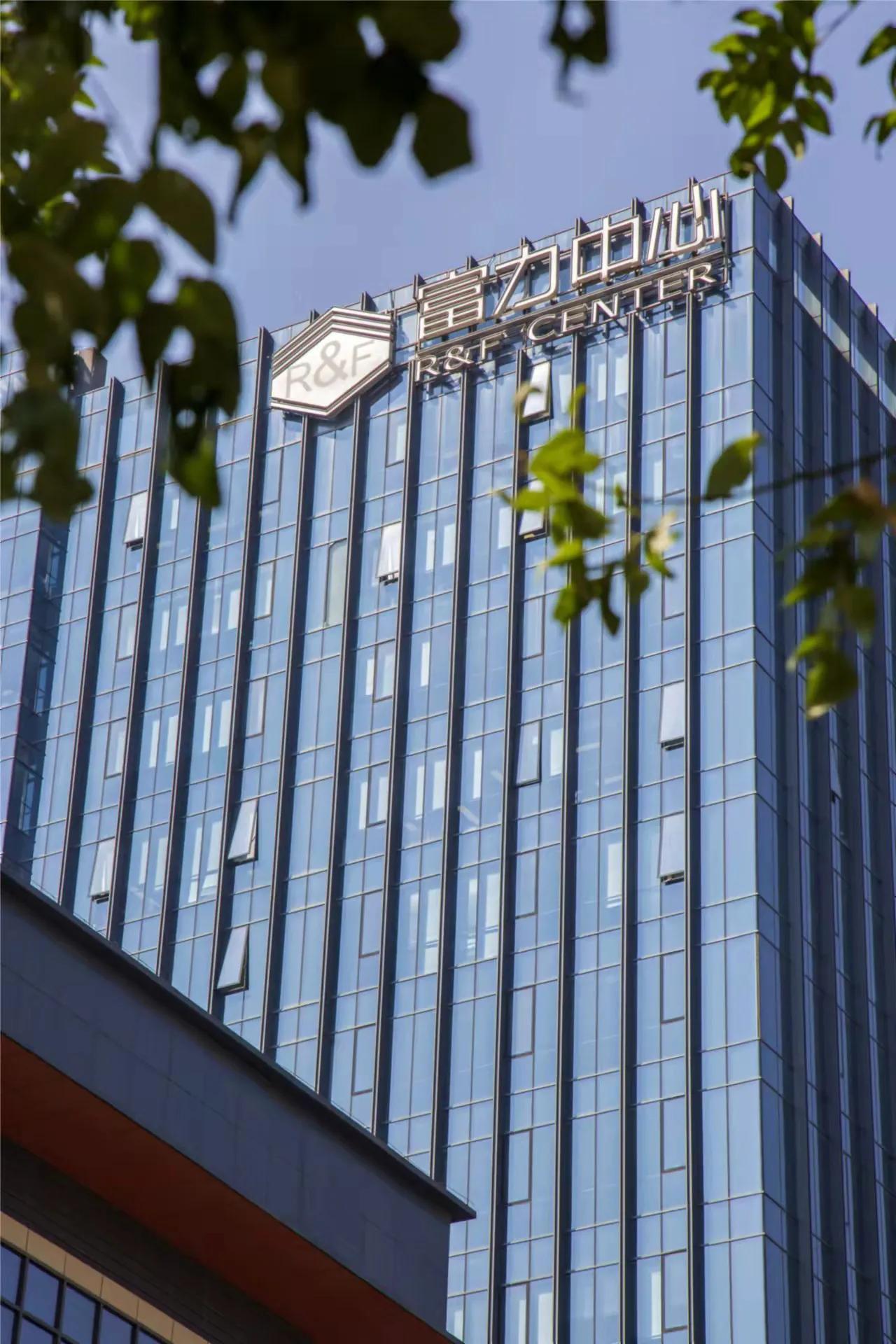 想在太原买个二手房哪个平台好,买太原富力城二手房可以上中学吗