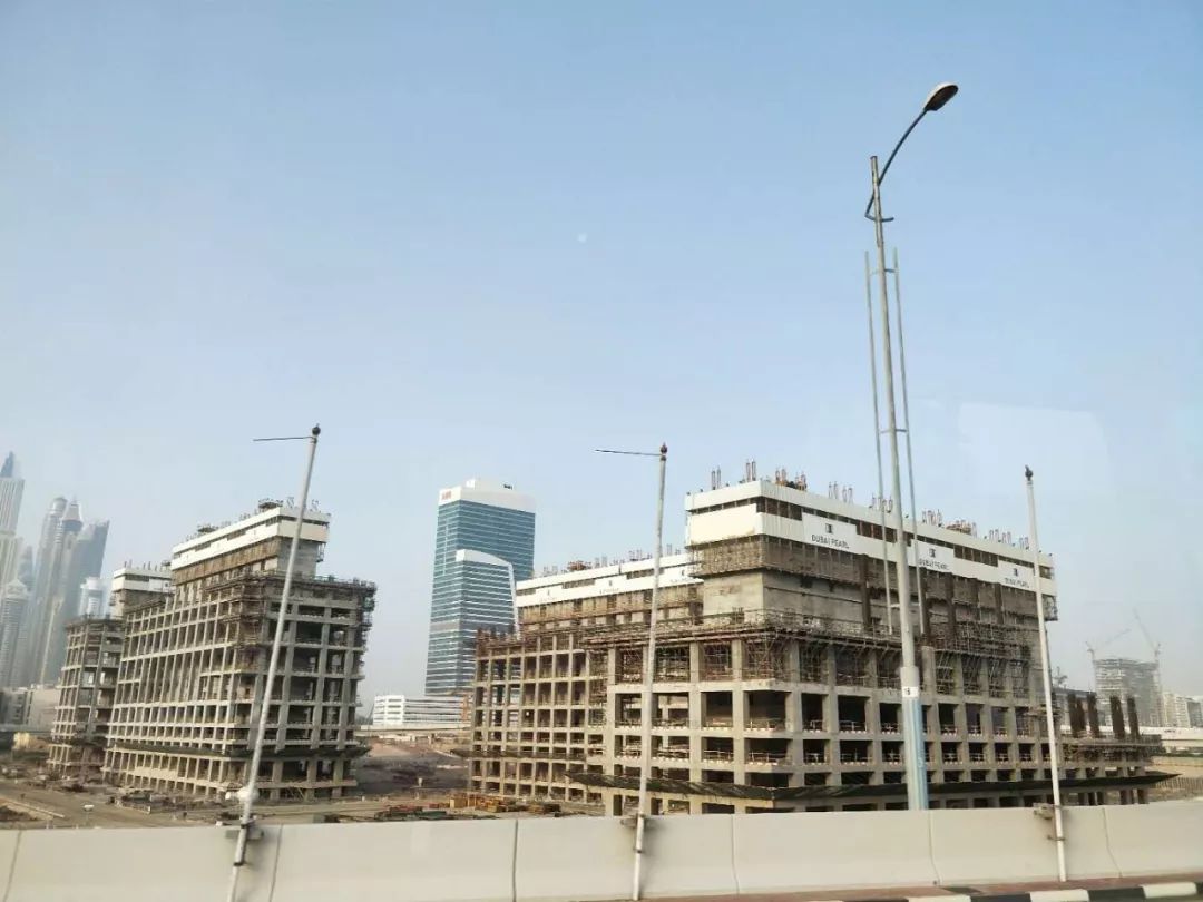 在迪拜工作的坏处,在迪拜都是什么工作