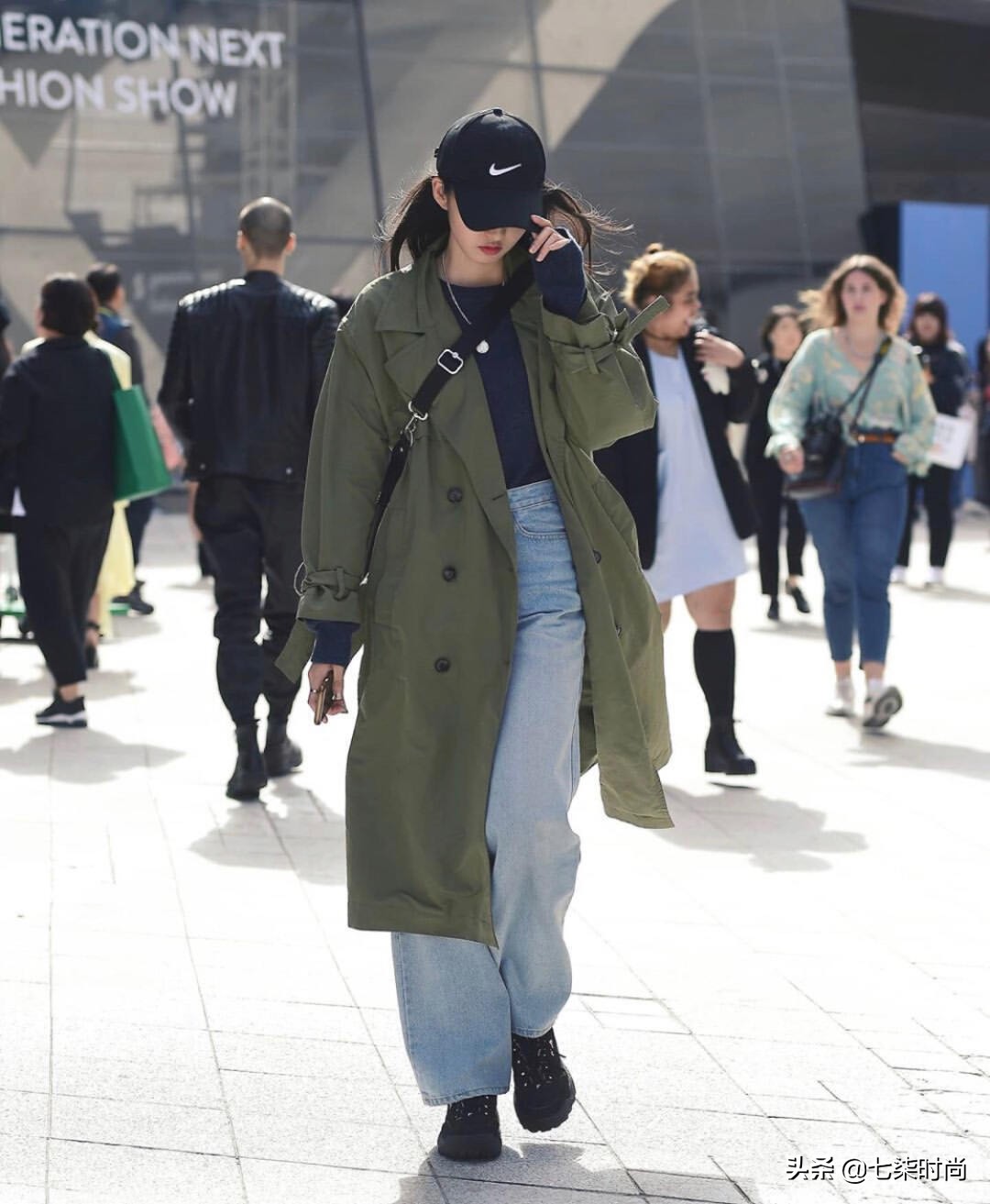2021跟着韩剧学穿搭,跟着韩剧学穿搭休闲风衣