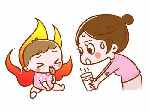 家长看孩子上火了怎样降火最快,天气热孩子上火怎样提醒家长