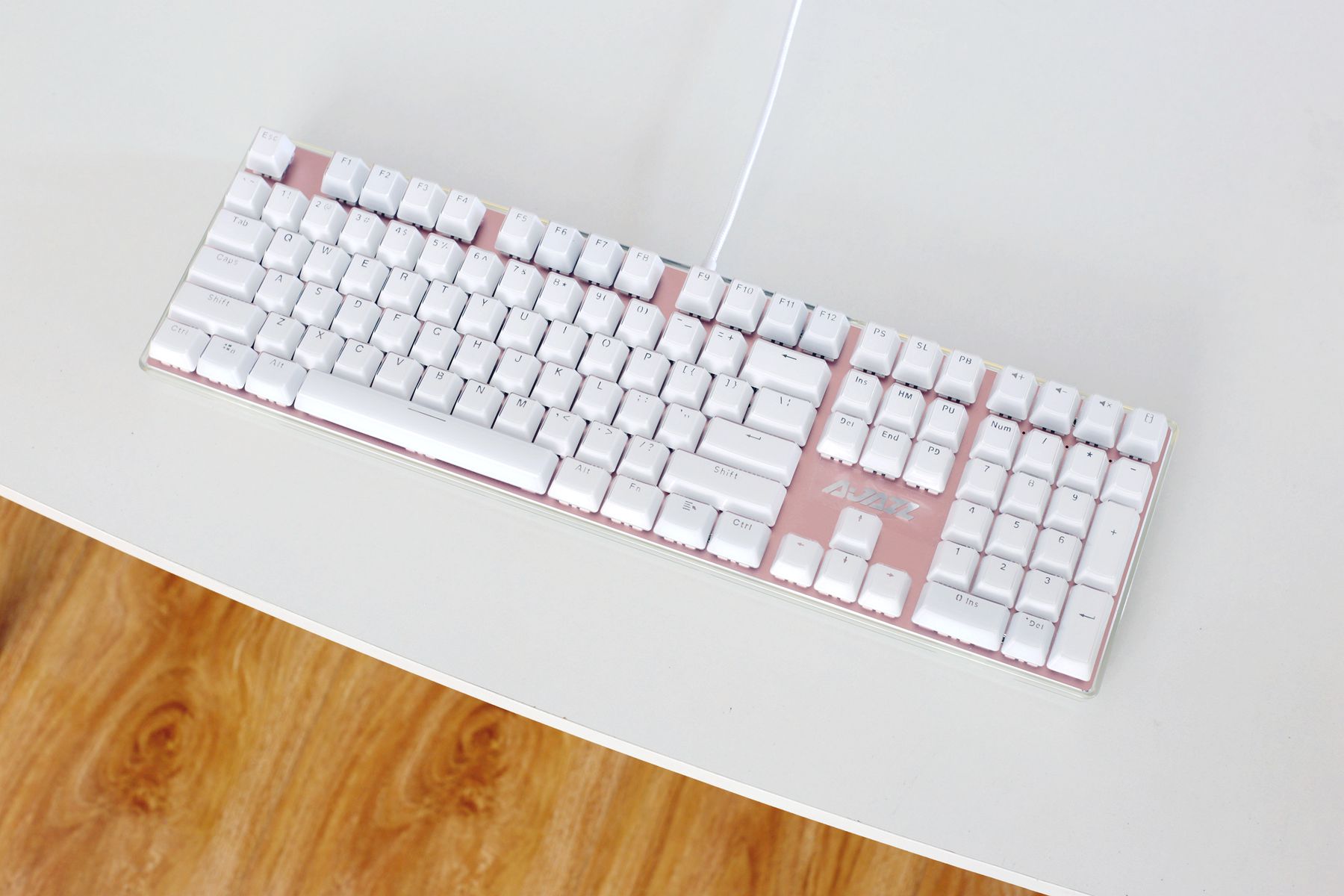 朋客?晶彩?只是ID设计上的晶彩——黑爵朋客晶彩键盘体验