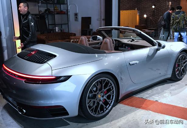 全新保时捷911敞篷版2023款顶配,保时捷911敞篷四座最新款提车
